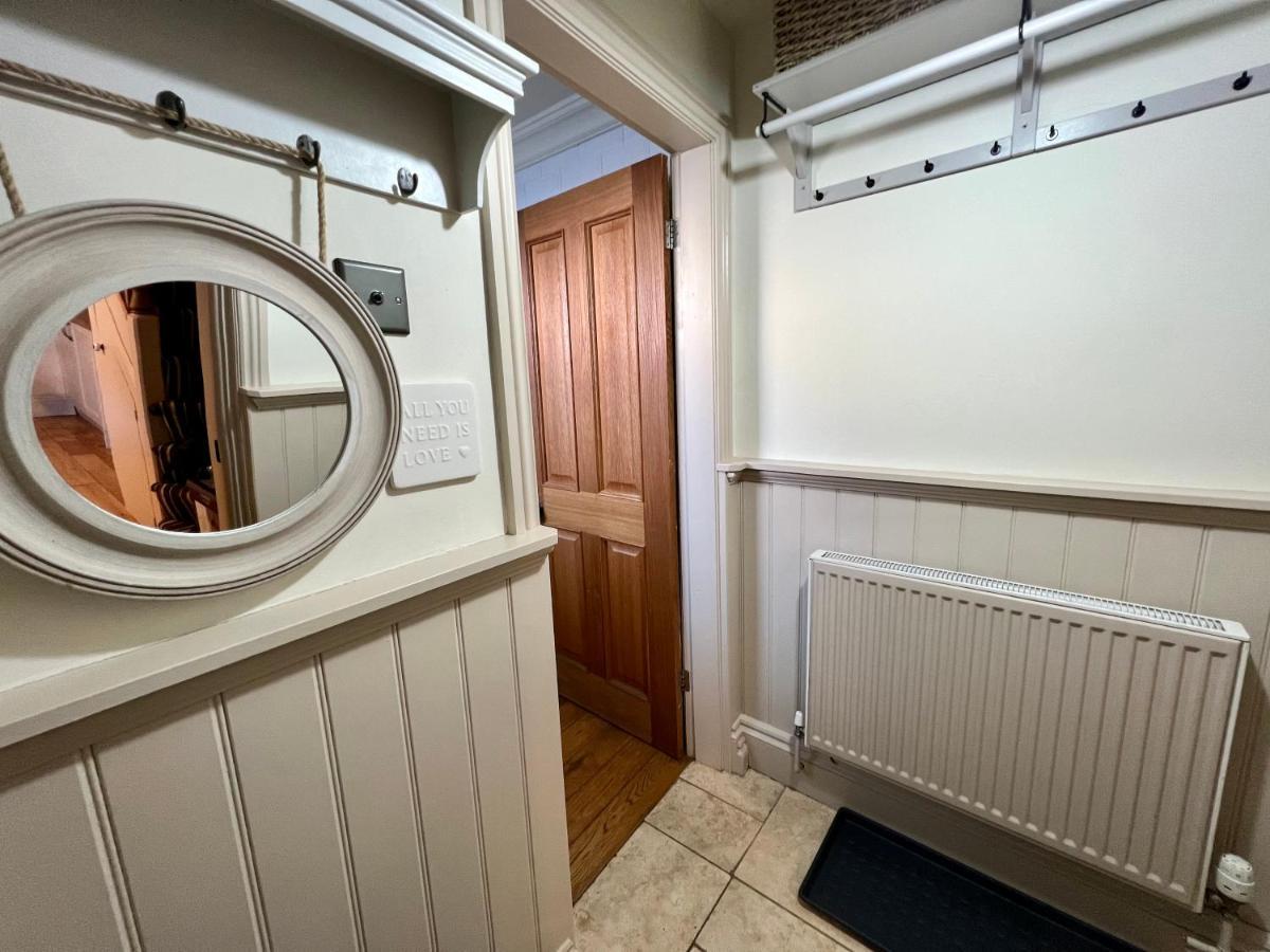 Mill Cottage, New Refurbished, 2 Bed, คลีทอร์ปส์ ภายนอก รูปภาพ