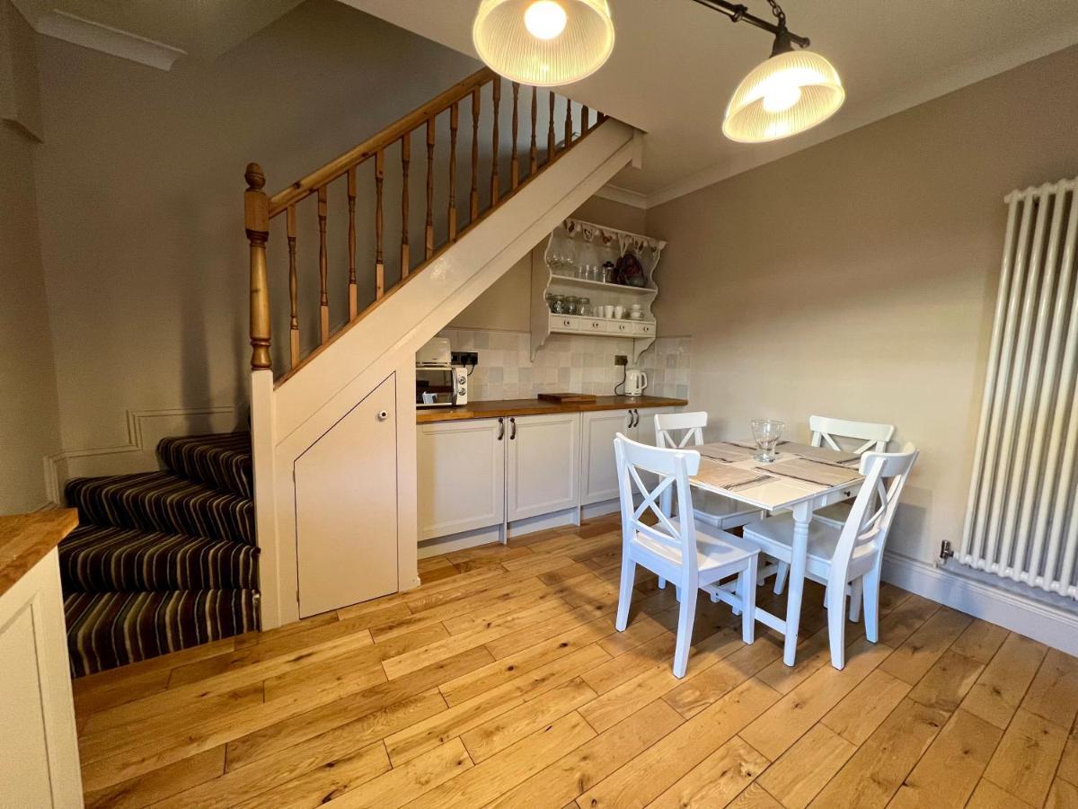 Mill Cottage, New Refurbished, 2 Bed, คลีทอร์ปส์ ภายนอก รูปภาพ