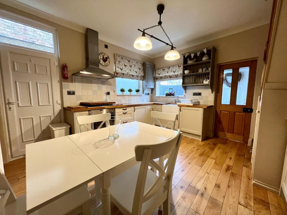 Mill Cottage, New Refurbished, 2 Bed, คลีทอร์ปส์ ภายนอก รูปภาพ