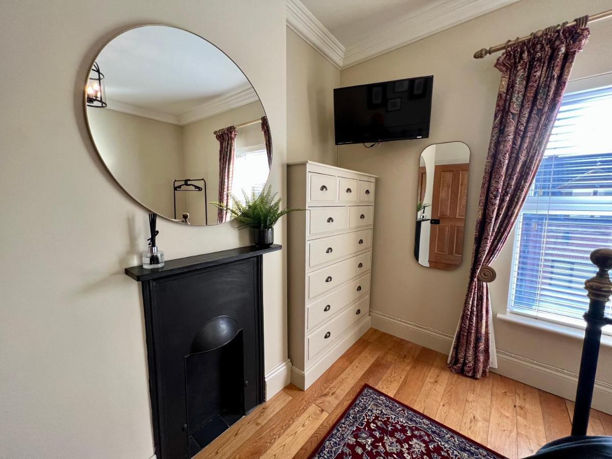 Mill Cottage, New Refurbished, 2 Bed, คลีทอร์ปส์ ภายนอก รูปภาพ