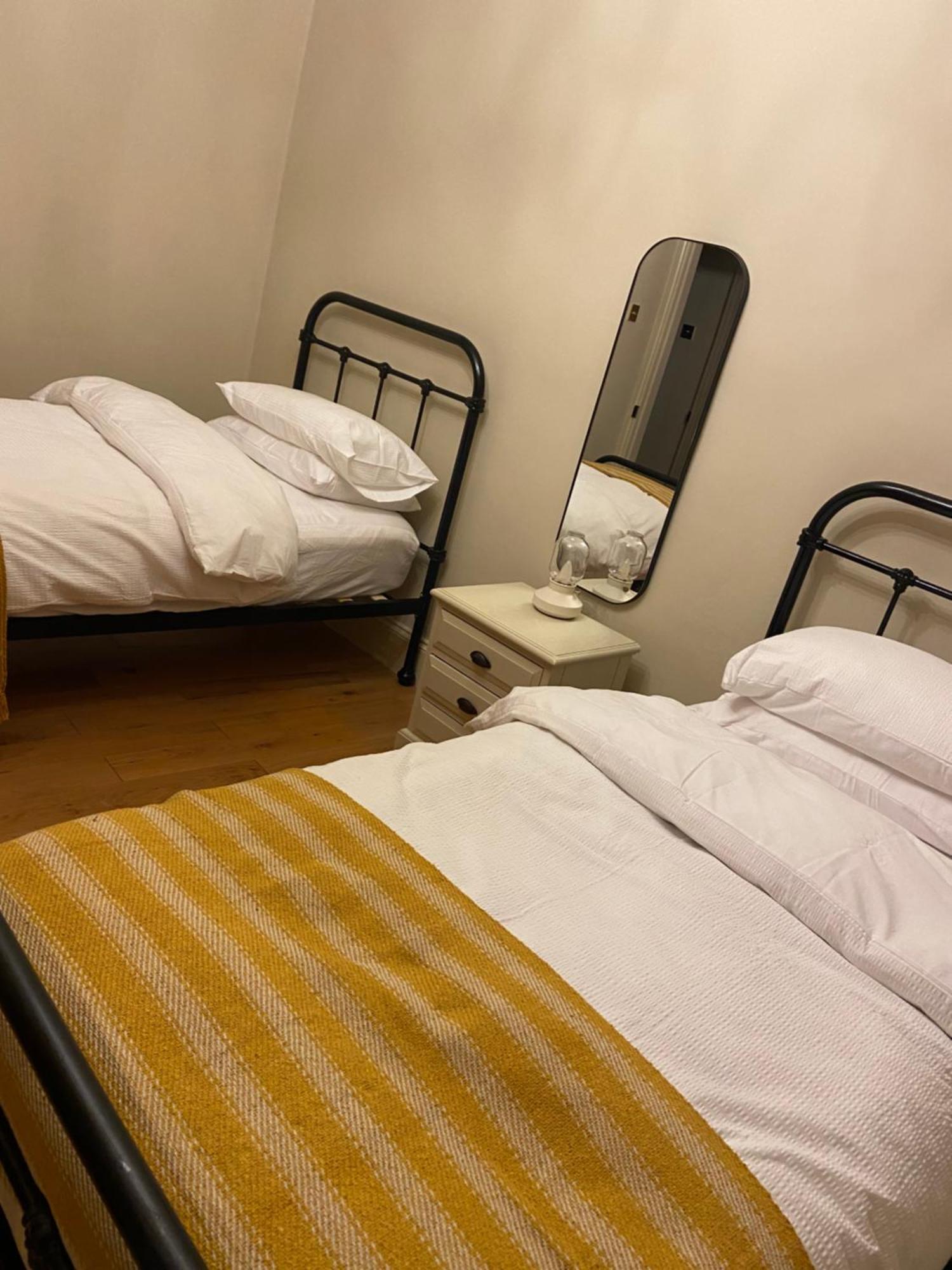 Mill Cottage, New Refurbished, 2 Bed, คลีทอร์ปส์ ภายนอก รูปภาพ